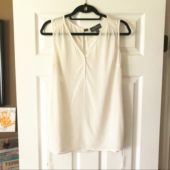 A Pea in The Pod Maternity Top - Picture 6 of 6